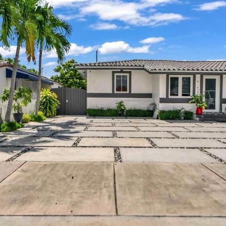 Little Gables Studio-Your Miami Escape-10Min Airport エクステリア 写真