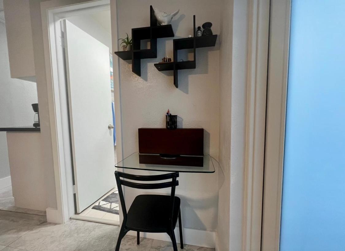 Little Gables Studio-Your Miami Escape-10Min Airport エクステリア 写真