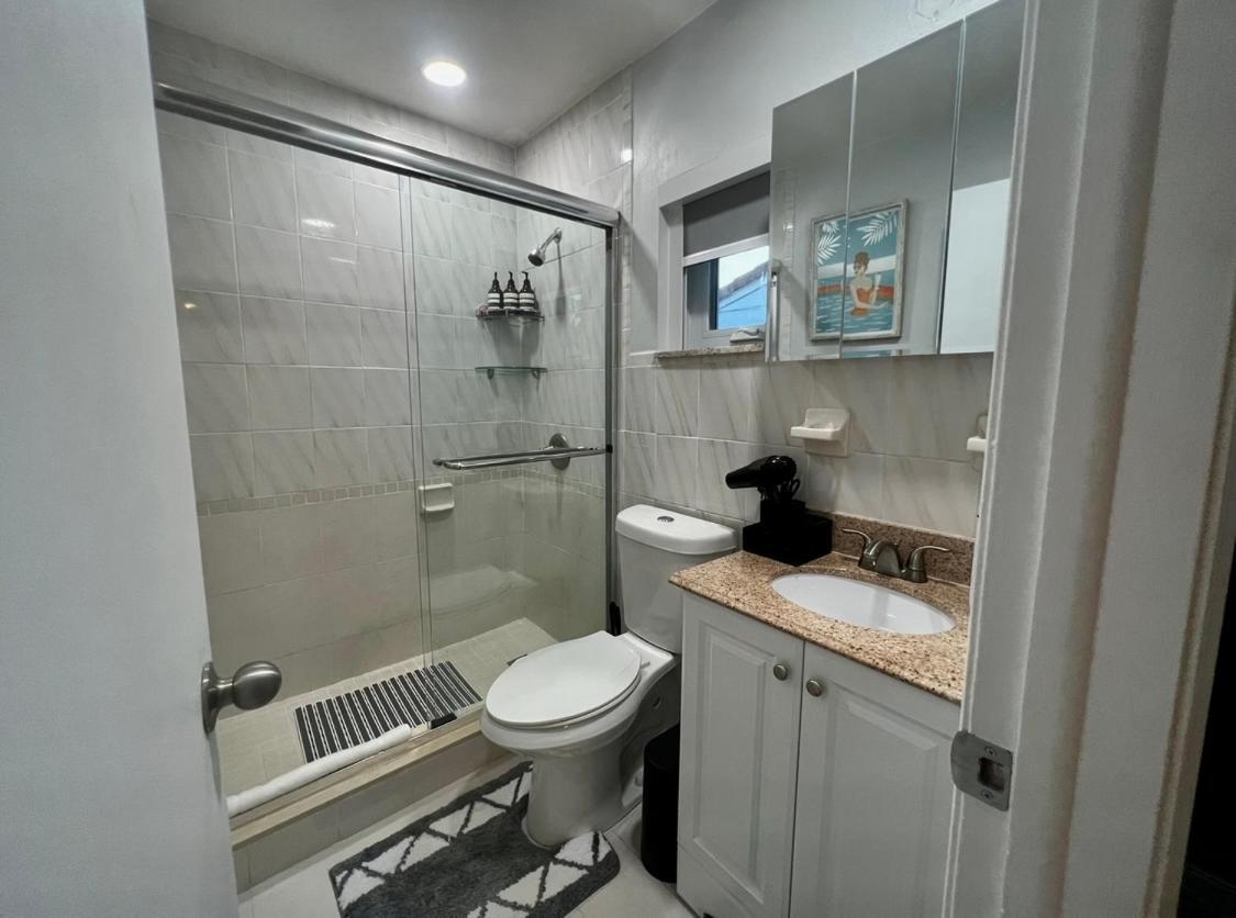 Little Gables Studio-Your Miami Escape-10Min Airport エクステリア 写真